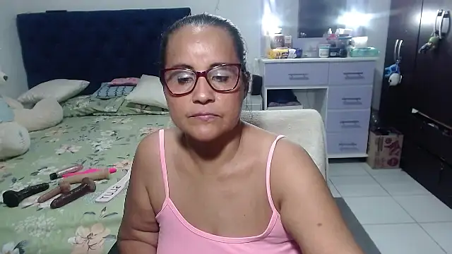Chat XXX ao vivo de pervert_mommy_