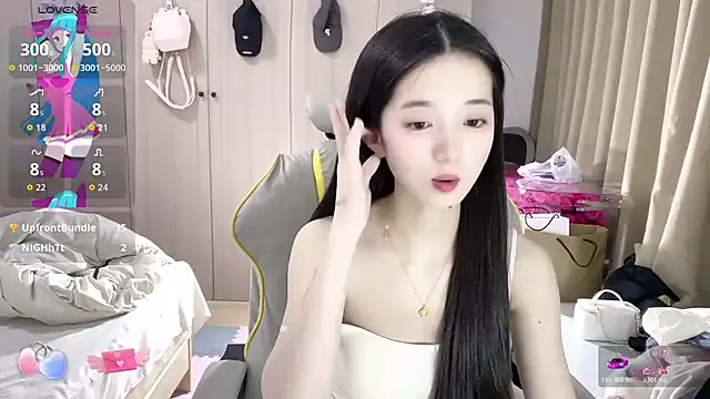 OiOi-666's Live XXX Chat