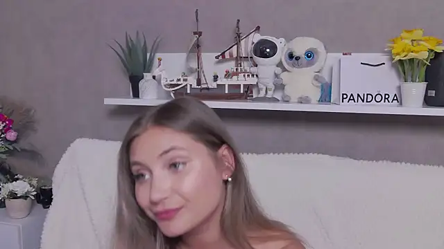 XXX chat uživo modela DakotaMae