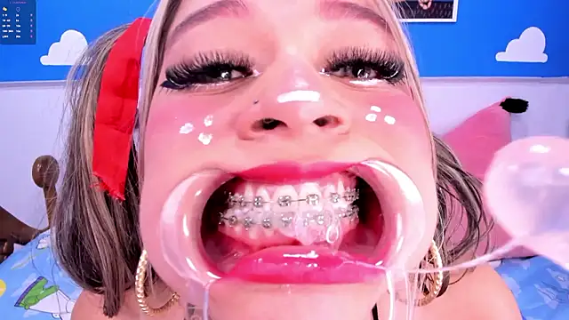 miss__evolet 现场XXX聊天