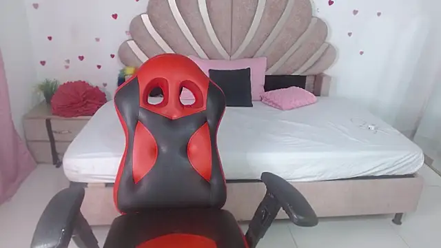 sven_fox723: διαδικτυακό σόου στην κάμερα