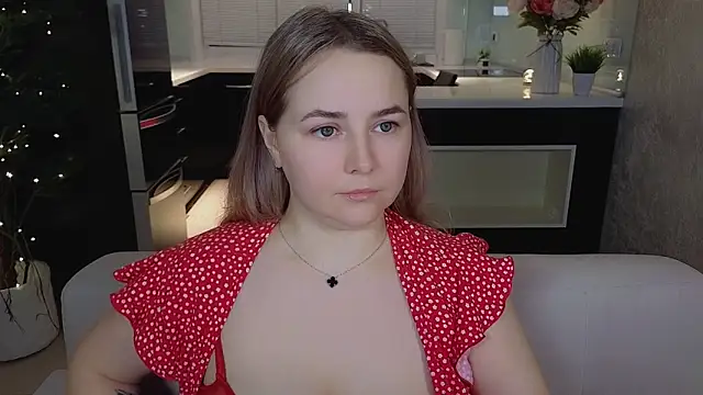 Mira_Mermayd's Live XXX Chat