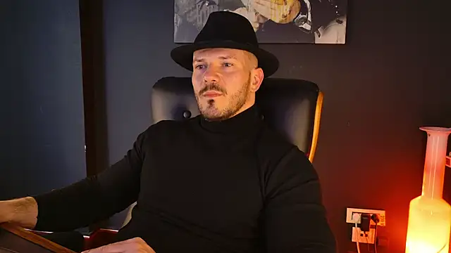 Chat XXX en directo de AngeloEric