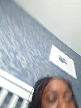 Онлайн чат XXX Ebony-SultryX