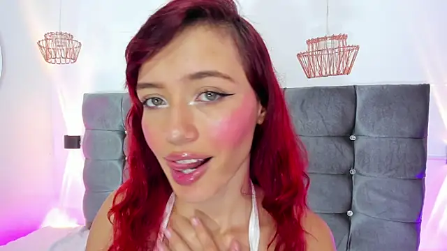 Chat XXX en directo de Cherry_Scarlet_