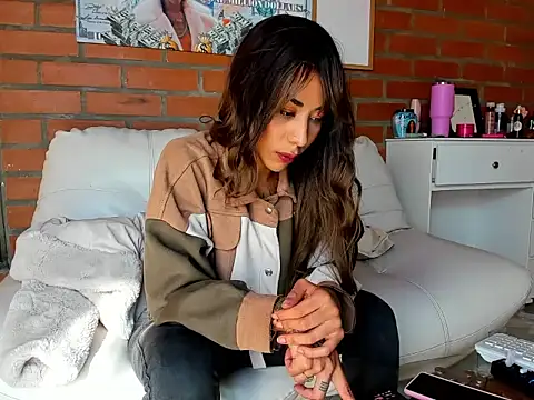 Badwolf818_'s Live XXX Chat