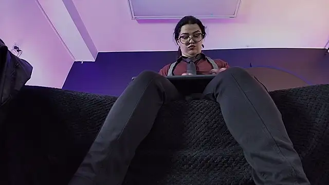 _Jade_16 Live XXX-Chat