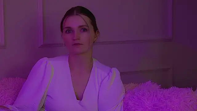 AnnyRaii: онлайн-секс-чат