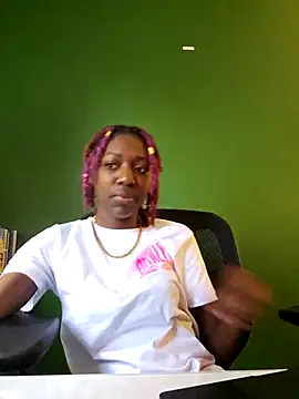 oliviaprettypussy's Webcam Show