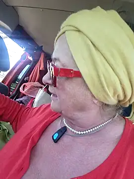 Chat XXX ao vivo de Hot-Muci