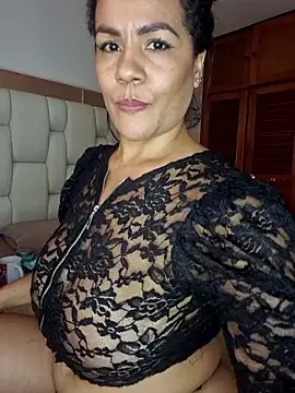 แชท XXX สดของ karla-bruni