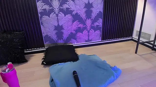 _shantal_smith élő XXX-chatje