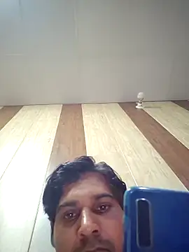 johnny8731 现场XXX聊天