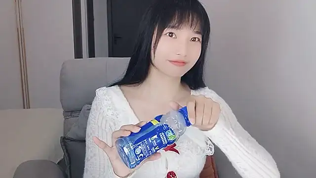 Lisa-3333 live XXX chat