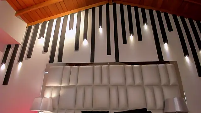 SarahRhodes_ live XXX chat