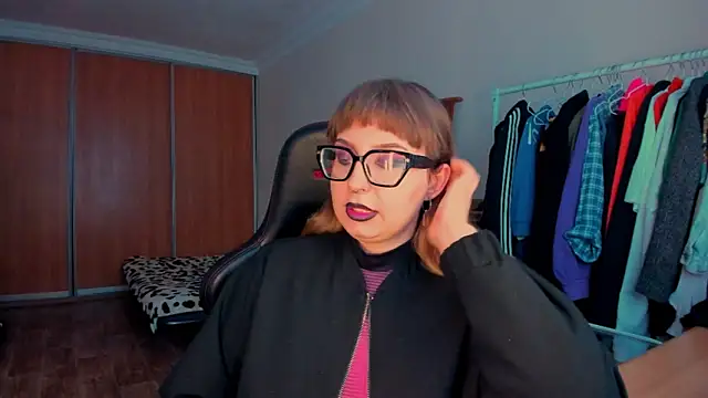 Czat XXX na żywo – just_fucked777