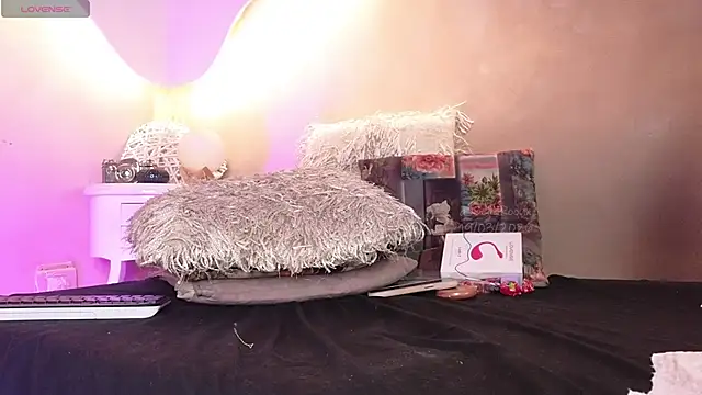 BellaRooux's Live XXX Chat