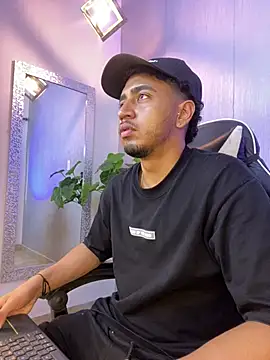 Chat +18 de Brand_Collins ao vivo