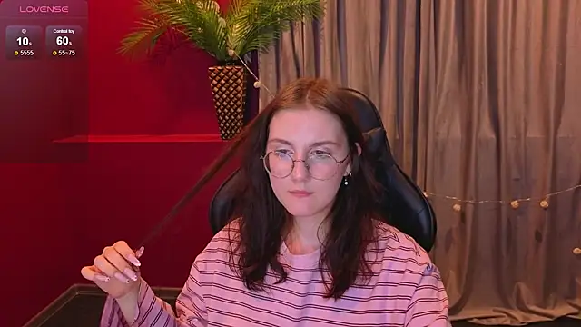 VixenLight: онлайн-секс-чат