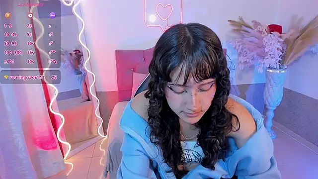 Czat XXX na żywo – MILY_TAY