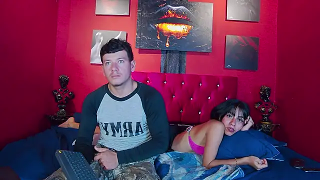 Show de Chloe_MagnusKnight_ na webcam