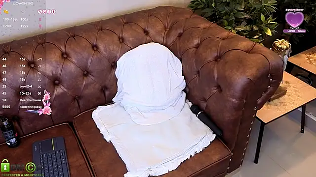 ROSE__15's Live XXX Chat