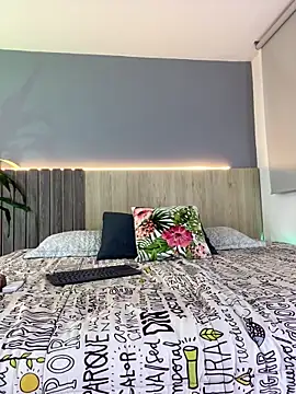 Atenea_ClerkのライブXXXチャット