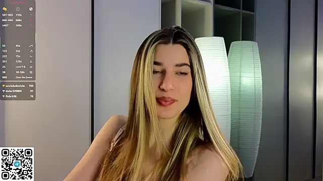 Quinavelle Adlı Modelin Canlı XXX Sohbeti