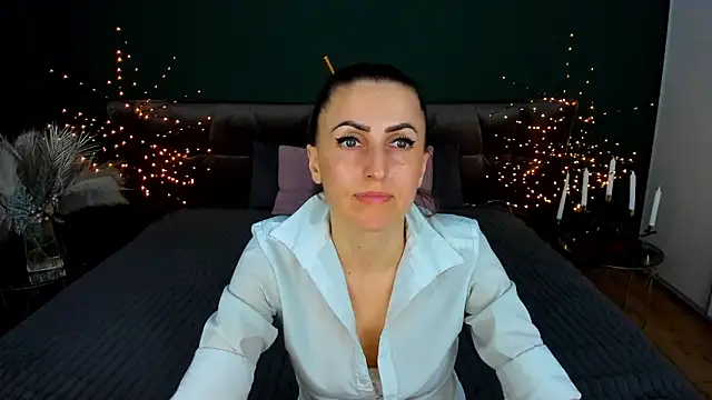 Rebecca_Diamond Adlı Modelin Canlı XXX Sohbeti