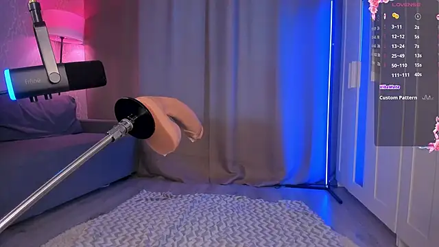 Juicy_Vikki Live XXX-chat