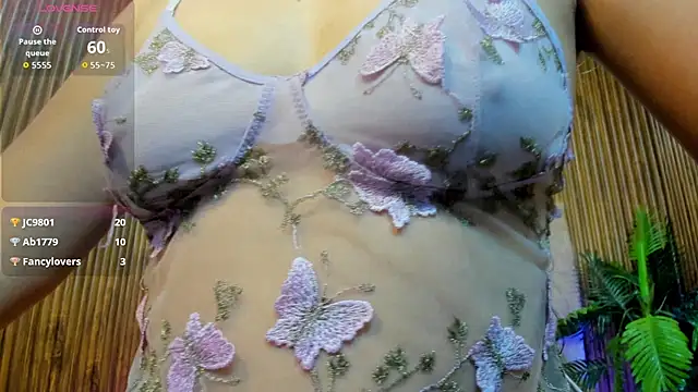 juanita_tay Chat XXX in diretta