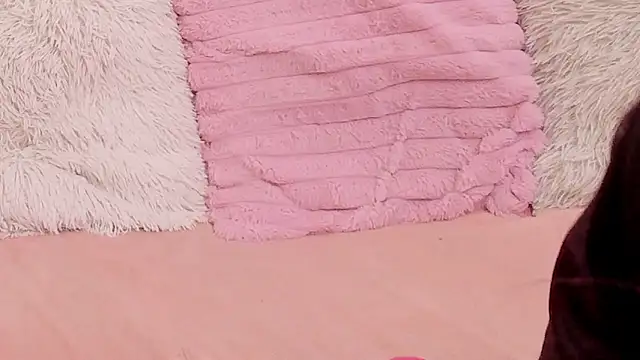 دردشة Pinky_purr الجنسية المباشرة