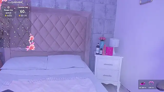 Chatroom XXX en direct de CleoFoxx_