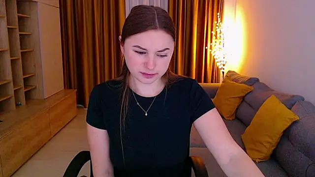 XXX chat uživo modela _Mia_Adams