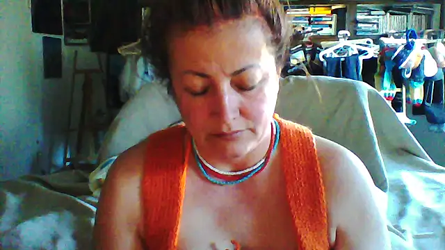 MariaAnaSunshine 即時 XXX 聊天