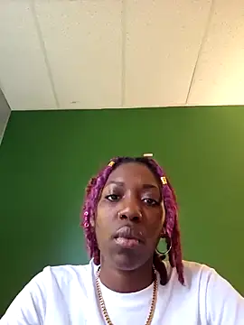 oliviaprettypussy Adlı Modelin Canlı XXX Sohbeti