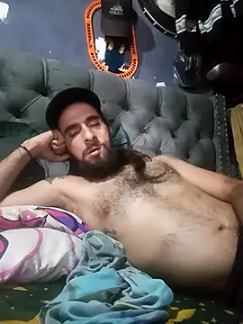 hairy_mannn Show in webcam