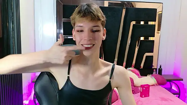 Stefany_PiInk: вебкам-шоу