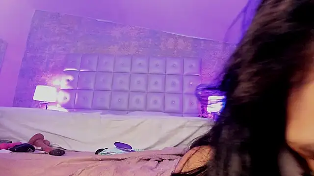 Chat +18 de Maddysex_ ao vivo