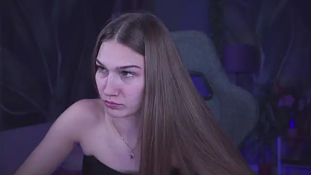 แชท XXX สดของ Sweet_Emilya