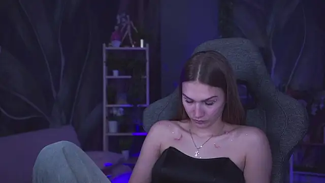 Chatroom XXX en direct de Sweet_Emilya