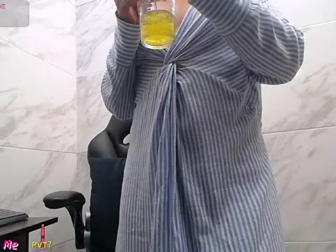 Chatroom XXX en direct de kyra_jeet