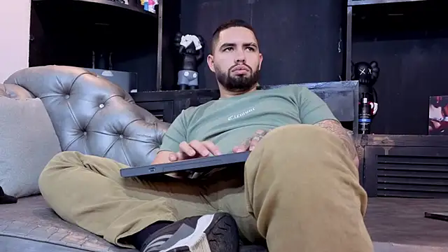 matteosantos Adlı Modelin Web Kamerası Şovu