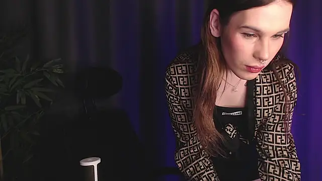 Chat XXX en directo de Cassie_Bae