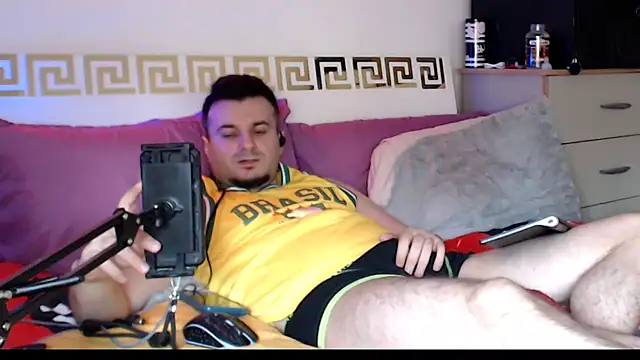 FuckToyBoy69 现场XXX聊天