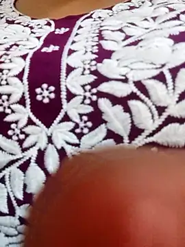 jasmine-21's Webcam Show