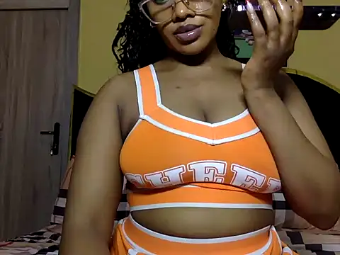 Webkamerová show BOOTY_BANGERxxx