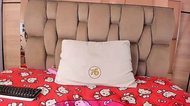 karol_lewiss: онлайн-секс-чат