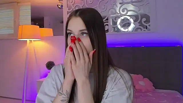 LuisaClover Live XXX Chat