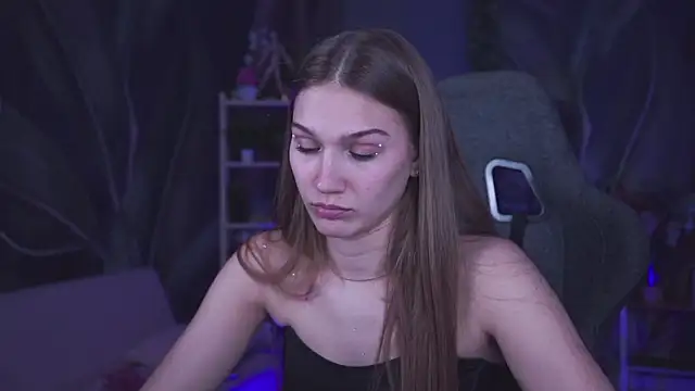 Sweet_Emilya 即時 XXX 聊天